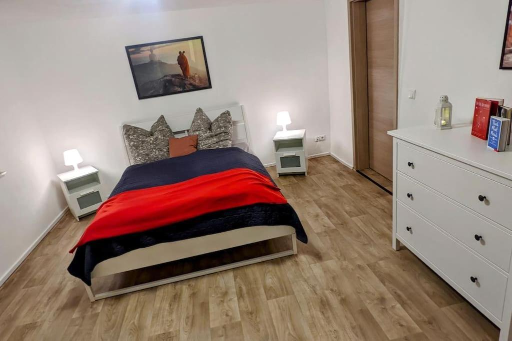 Fewo Im Lehm-Fachwerkhaus Erfurt Mit 3 Einzelnen Schlafzimmern Je Mit Tv ภายนอก รูปภาพ
