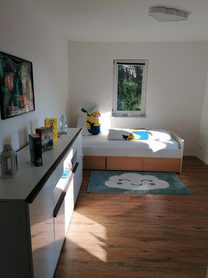 Fewo Im Lehm-Fachwerkhaus Erfurt Mit 3 Einzelnen Schlafzimmern Je Mit Tv ภายนอก รูปภาพ